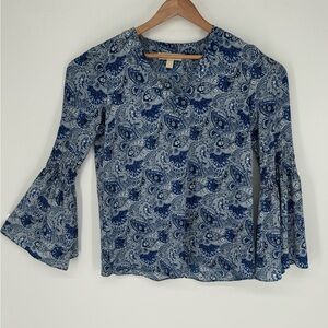 Michael Kors Women’s Blue Paisley Blouse Bell Sleeve Sz Medium V-Neck M0